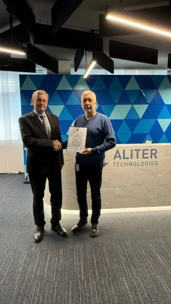 ODOVZDÁVANIE OSVEDČENÍ O ZHODE SPOLOČNOSTI Aliter Technologies, a.s., Bratislava